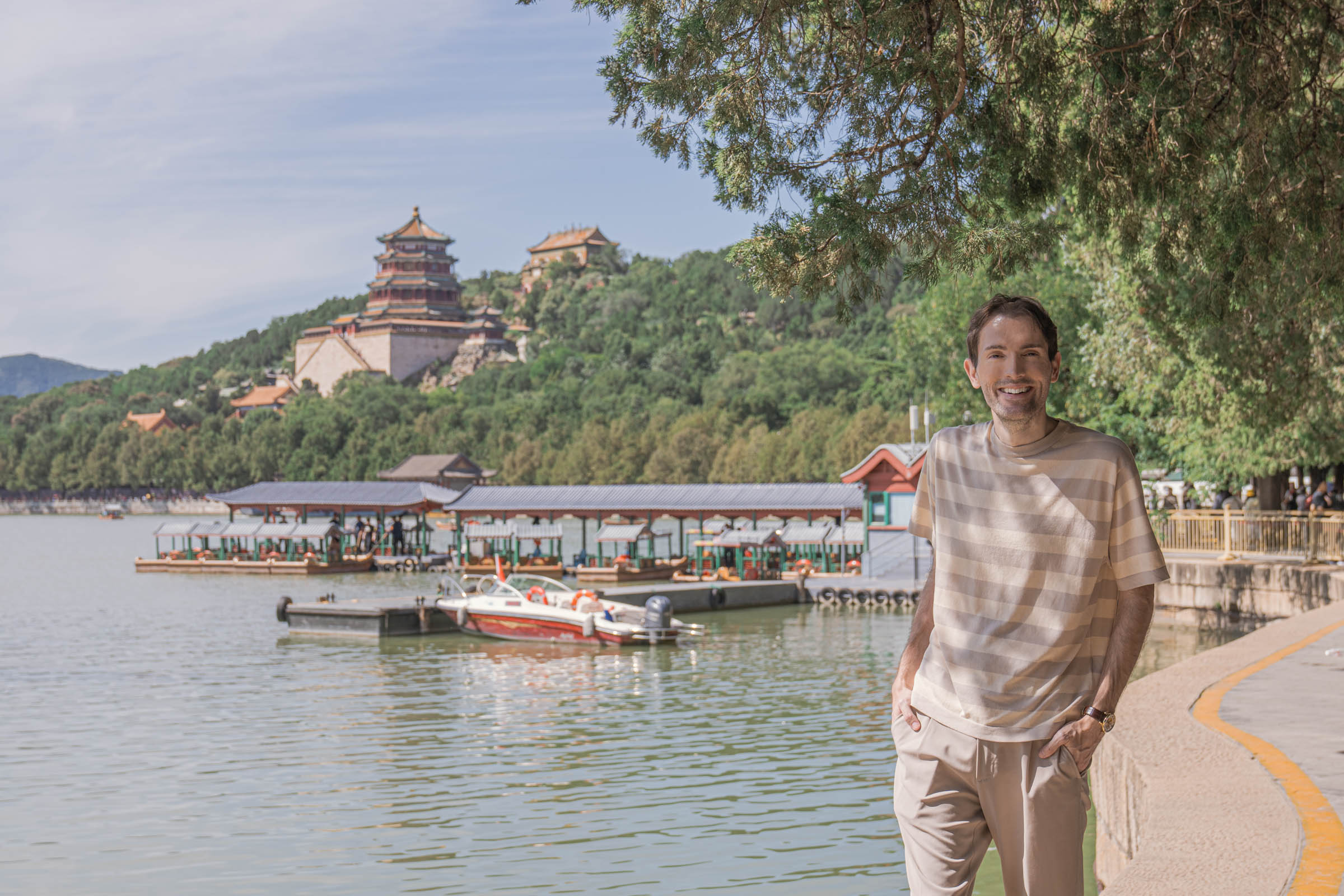 Loro Piana striped silk t-shirt in beige-taupe tones combined with taupe silk trousers - monochromatic men's elegance